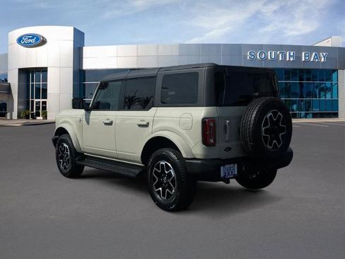 Certified 2025 Ford Bronco Outer Banks AWD/4WD image 5