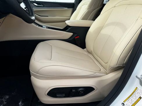 New 2026 Jeep Grand Cherokee Limited w/ Luxury Tech Group II image 24