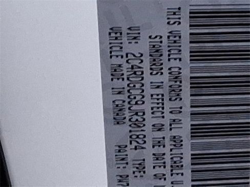 Used 2018 Dodge Grand Caravan SXT image 27