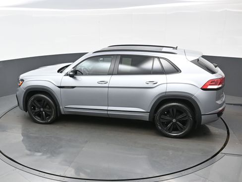 Used 2023 Volkswagen Atlas Cross Sport SEL R-Line image 35