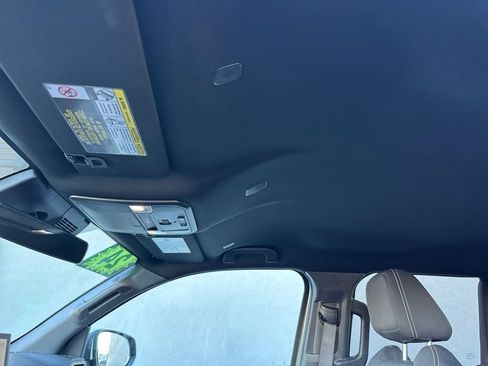 Used 2024 Toyota Tacoma TRD Off-Road image 25