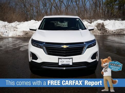 Used 2024 Chevrolet Equinox LT image 2
