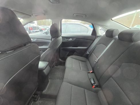 Used 2021 Kia Forte LXS image 6