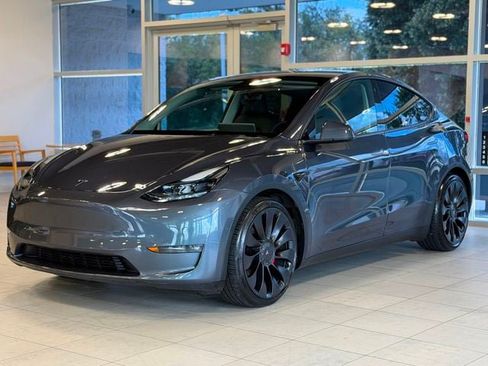 Used 2022 Tesla Model Y Performance AWD/4WD image 4