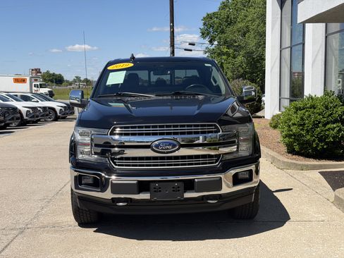Used 2019 Ford F150 Lariat w/ Equipment Group 502A Luxury AWD/4WD image 18
