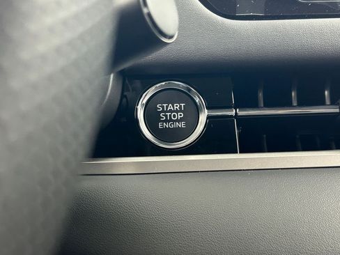 New 2026 Mitsubishi Outlander SE image 34