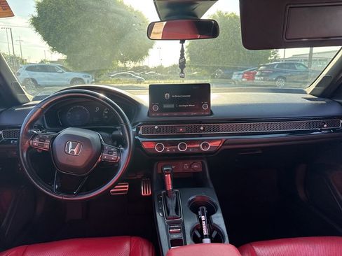 Used 2022 Honda Civic Sport image 13
