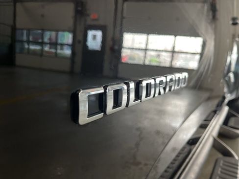 Used 2019 Chevrolet Colorado ZR2 image 14