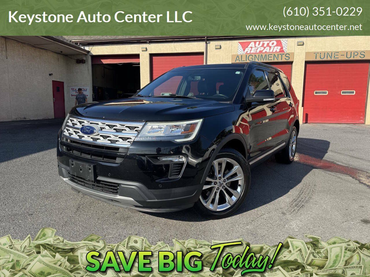 Used 2018 Ford Explorer XLT w/ Equipment Group 202A AWD/4WD image 1