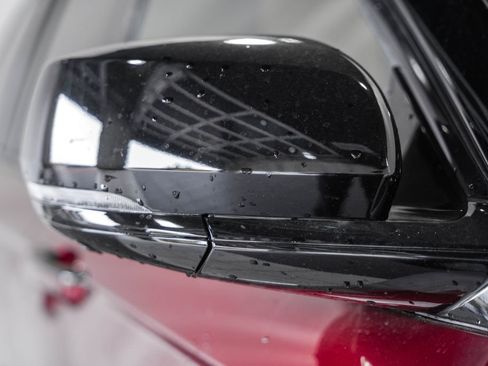 New 2025 Jeep Grand Cherokee Summit image 16