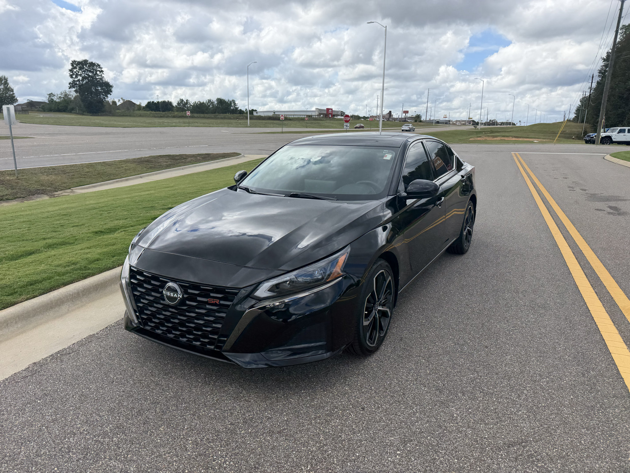 Used 2023 Nissan Altima 2.5 SR w/ SR Premium Package AWD/4WD image 20
