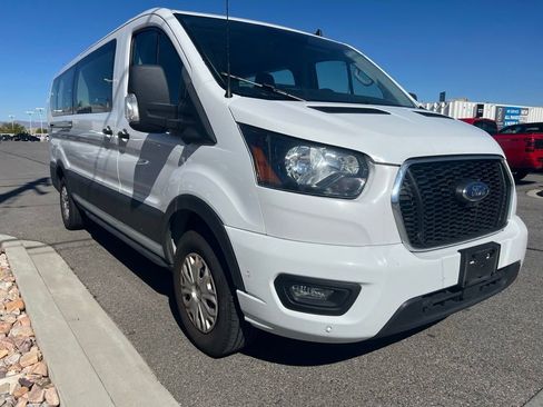 Used 2023 Ford Transit 350 XLT RWD image 3