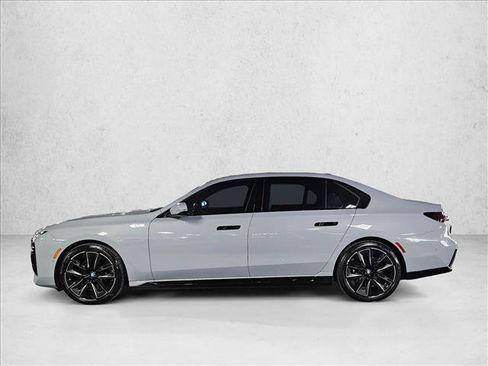 Used 2023 BMW i7 xDrive60 AWD/4WD image 8