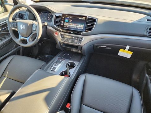Certified 2025 Honda Ridgeline RTL image 22