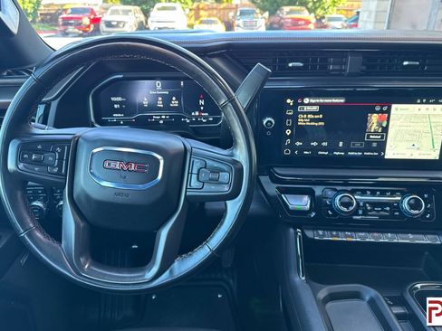 Certified 2025 GMC Sierra 3500 AT4 w/ AT4 Premium Plus Package AWD/4WD image 15