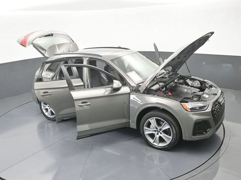 Used 2025 Audi Q5 2.0T Premium image 80