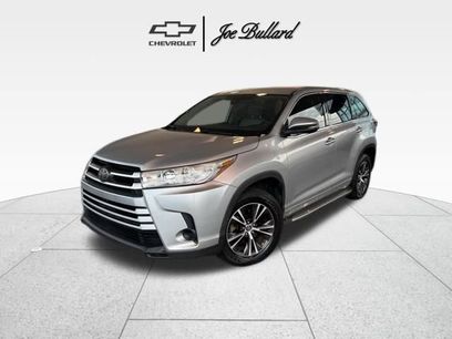 Used 2018 Toyota Highlander LE