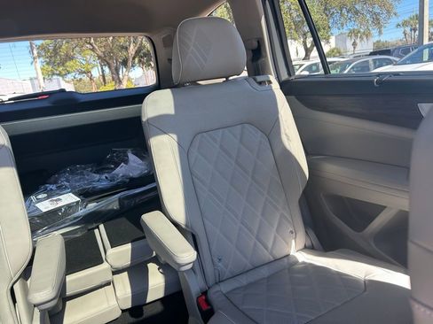 New 2026 Volkswagen Atlas SEL Premium R-Line AWD/4WD image 14