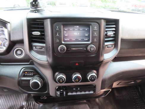 Used 2022 RAM 3500 Tradesman image 40