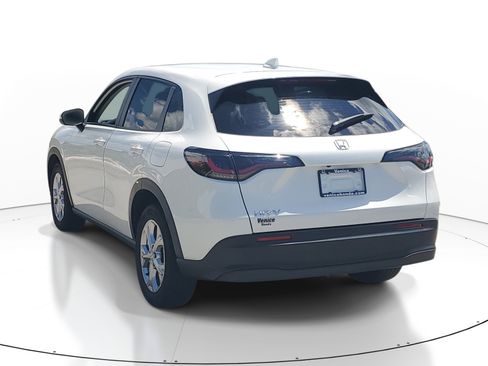 Used 2025 Honda HR-V LX image 4