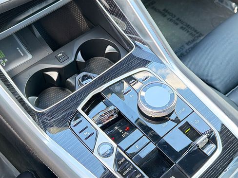 New 2026 BMW X6 xDrive40i w/ Executive Package image 28