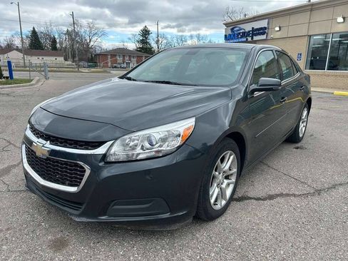 Used 2016 Chevrolet Malibu LT w/ Power Convenience Package image 1