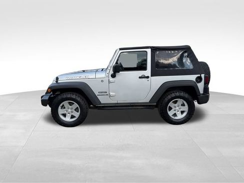 Used 2011 Jeep Wrangler Sport AWD/4WD image 6