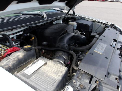 Used 2008 GMC Yukon XL Denali image 23