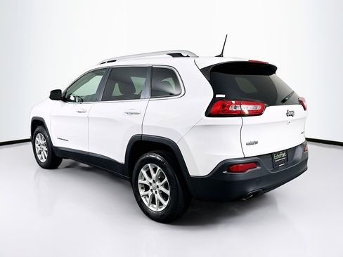 Used 2017 Jeep Cherokee Latitude image 5