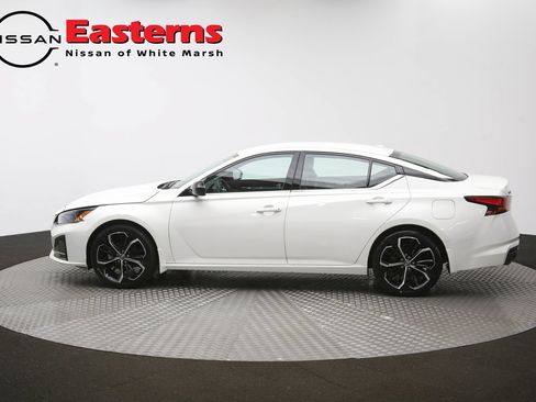 Used 2025 Nissan Altima 2.5 SR FWD image 59