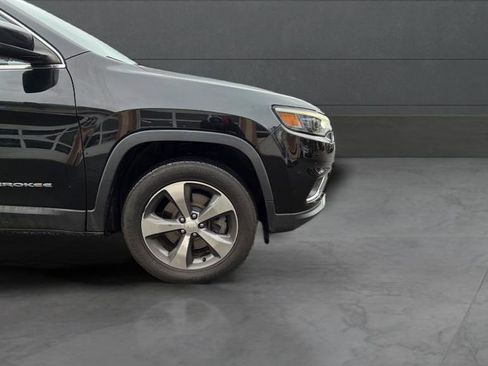 Used 2020 Jeep Cherokee Limited image 14