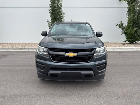 Used 2018 Chevrolet Colorado LT AWD/4WD image 2