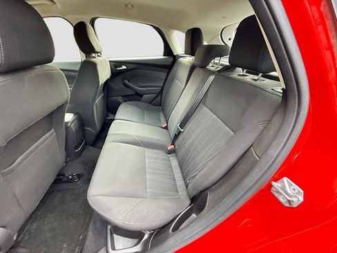 Used 2017 Ford Focus SE image 24