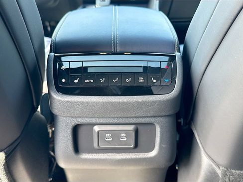Certified 2026 INFINITI QX60 Sport w/ Dark Cargo Package AWD/4WD image 27