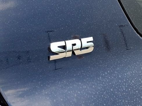 Used 2023 Toyota 4Runner SR5 Premium w/ Moonroof Package AWD/4WD image 10