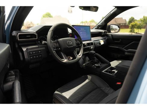 New 2026 Toyota 4Runner TRD Off-Road Premium AWD/4WD image 11