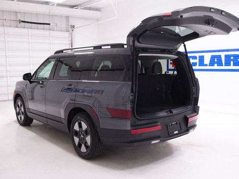 Used 2026 Hyundai Santa Fe SEL FWD image 32
