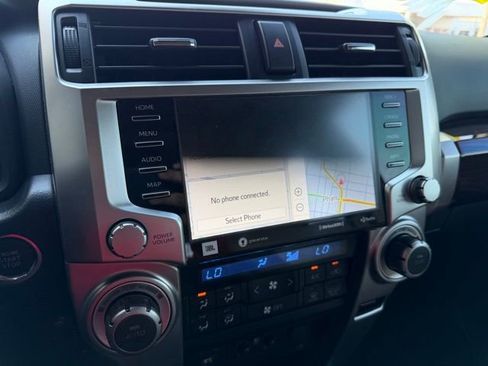 Used 2024 Toyota 4Runner Limited image 19