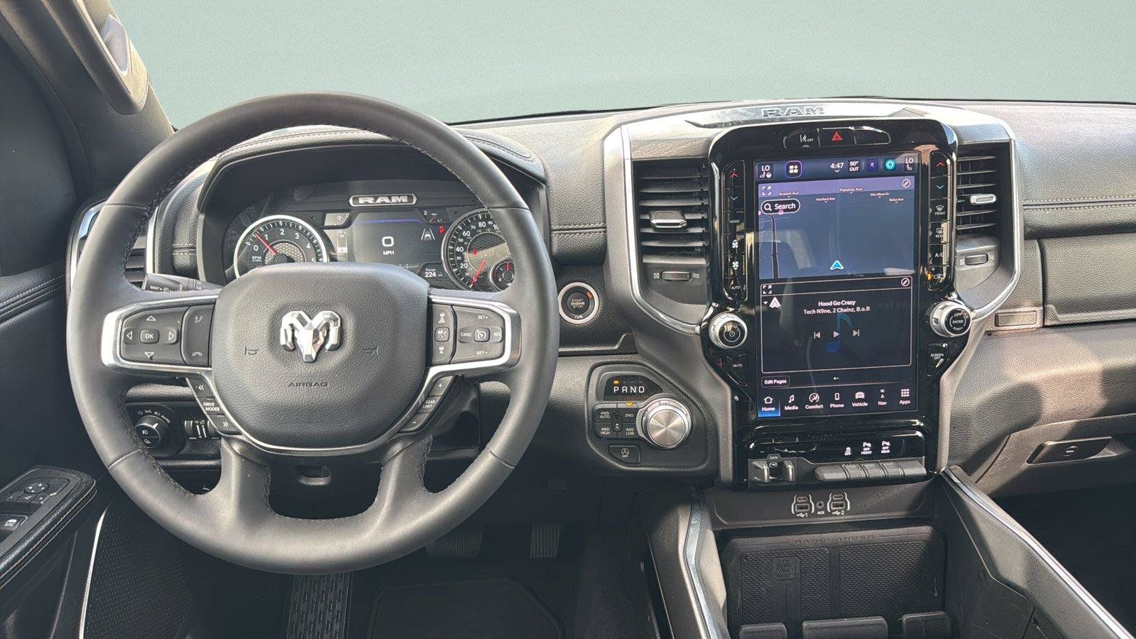 Used 2025 RAM 1500 Laramie w/ Sport Appearance Package AWD/4WD image 10
