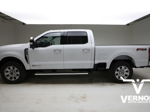 New 2026 Ford F250 Lariat image 2