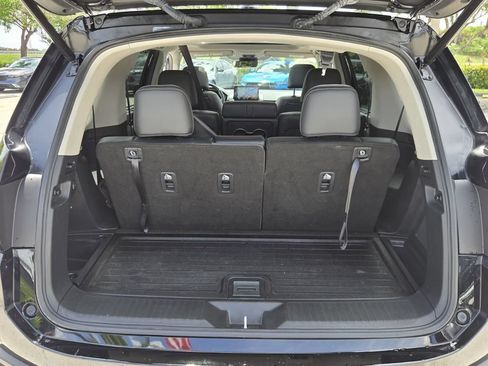Certified 2025 Honda Pilot Elite image 16