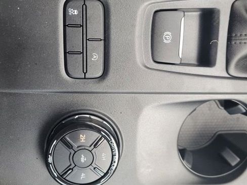 New 2025 Ford Ranger XLT w/ Equipment Group 301A High image 9