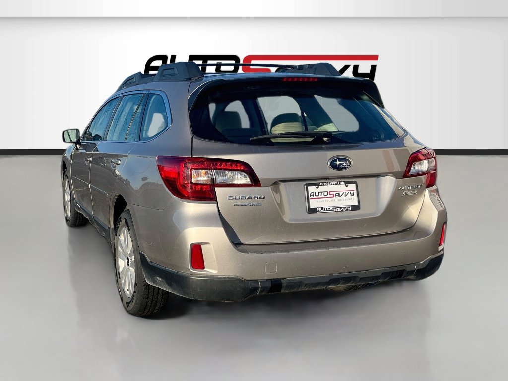 Used 2017 Subaru Outback 2.5i AWD/4WD image 5