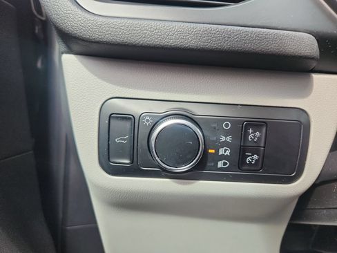 Used 2024 Ford Escape Active w/ Tech Pack #1 AWD/4WD image 24