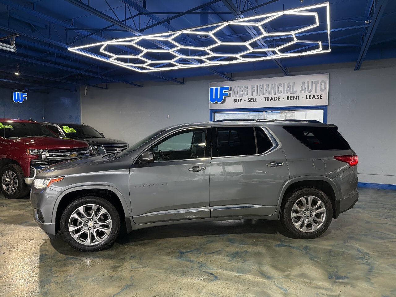 Used 2019 Chevrolet Traverse Premier AWD/4WD image 13
