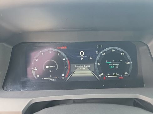 Certified 2025 Toyota Tacoma TRD Sport AWD/4WD image 20