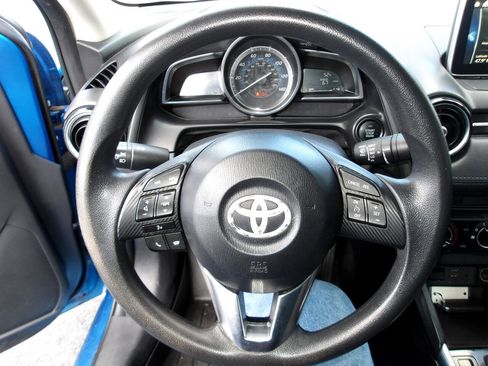 Used 2018 Toyota Yaris iA image 13