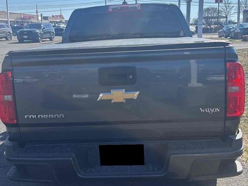 Used 2015 Chevrolet Colorado Z71 image 5