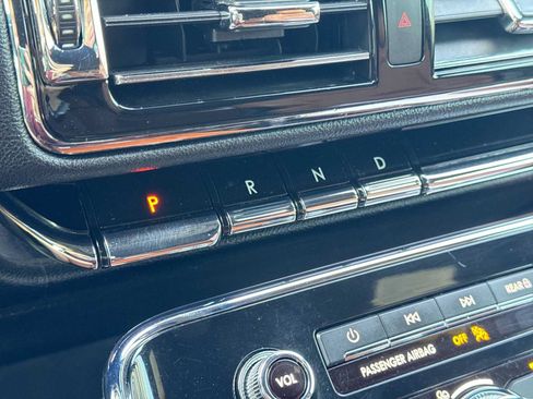 Used 2019 Lincoln Navigator Reserve AWD/4WD image 34