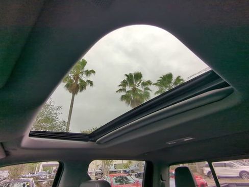 Used 2022 GMC Sierra 1500 Denali w/ Denali Reserve Package image 24